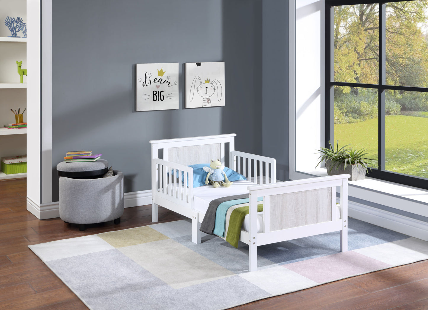 Connelly Reversible Panel Toddler Bed (White/Rockport Gray)