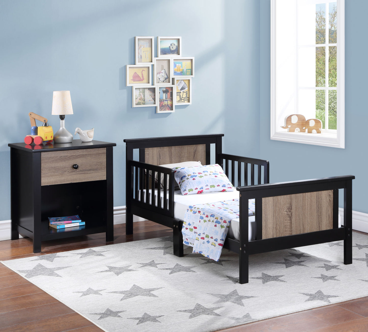 Connelly Reversible Panel Toddler Bed (Black/Vintage Walnut)