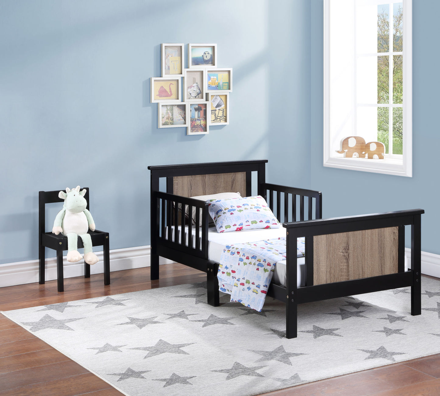 Connelly Reversible Panel Toddler Bed (Black/Vintage Walnut)