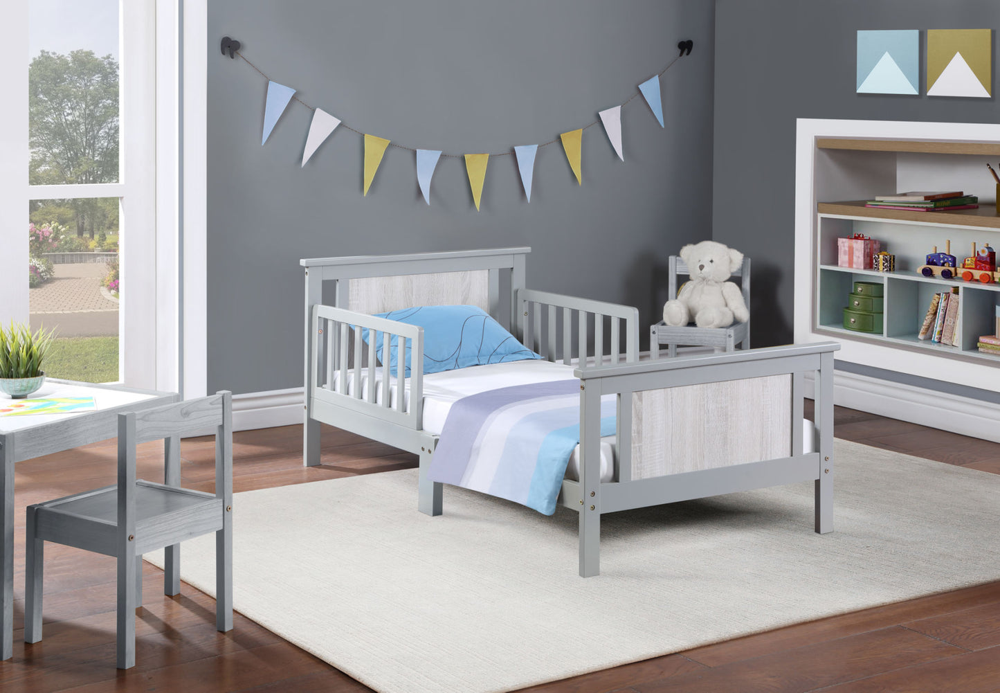 Connelly Reversible Panel Toddler Bed (Gray/Rockport Gray)